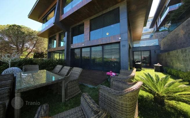 4-комнатная квартира 250 м² в Сарыере, Турция
