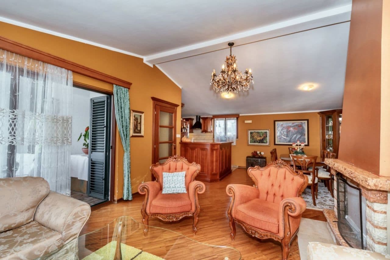Квартира в Баре, Черногория, 164 м2