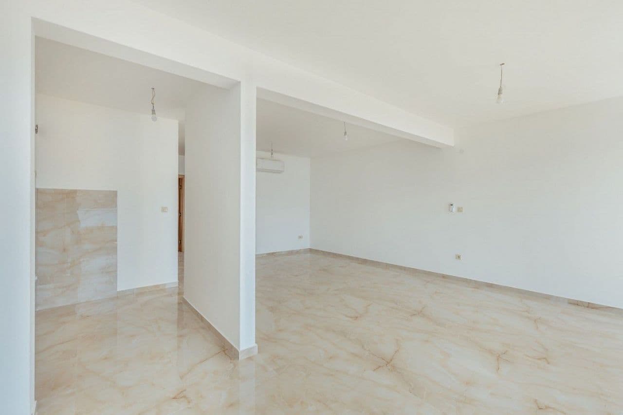 Квартира в Баошичах, Черногория, 91 м², фото 2