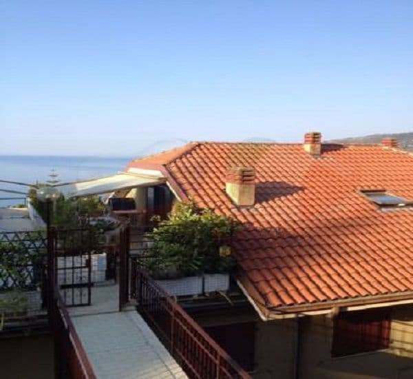 Квартира в Оспедалетти, Италия, 110 м2