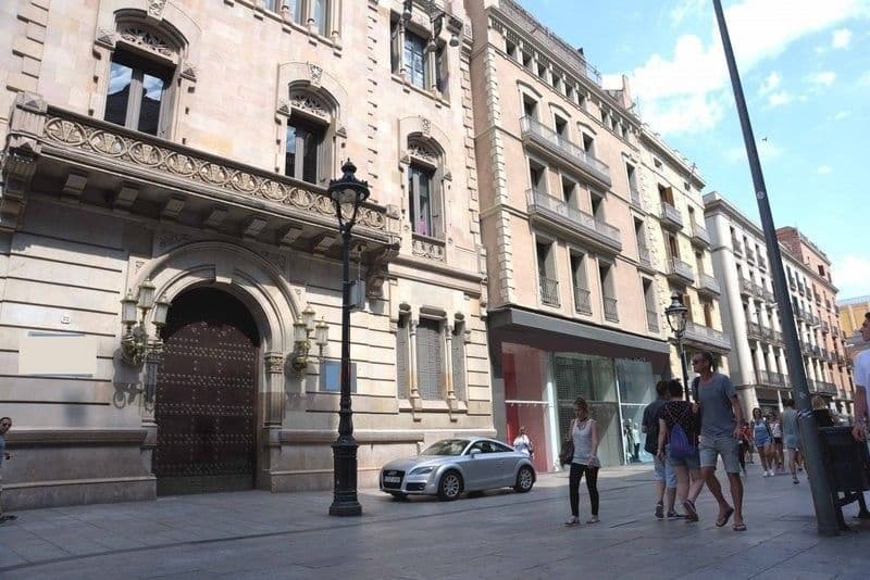 Квартира в Барселоне, Испания, 138 м2