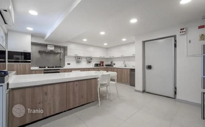 6-комнатная вилла 650 м² в Сарыере, Турция, фото 3