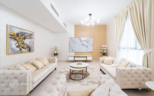 Комплекс таунхаусов Nasma Residences с бассейном, школой и клубом, Шарджа, ОАЭ, фото 3