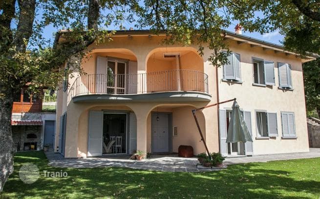 4-комнатная вилла 300 м² в Ареццо, Италия, фото 5