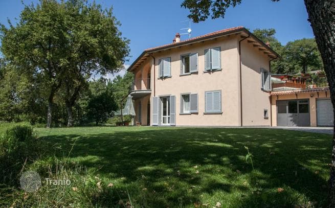 4-комнатная вилла 300 м² в Ареццо, Италия, фото 3