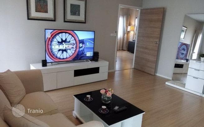 3-комнатные апартаменты в кондо в Патхум Ване, Таиланд