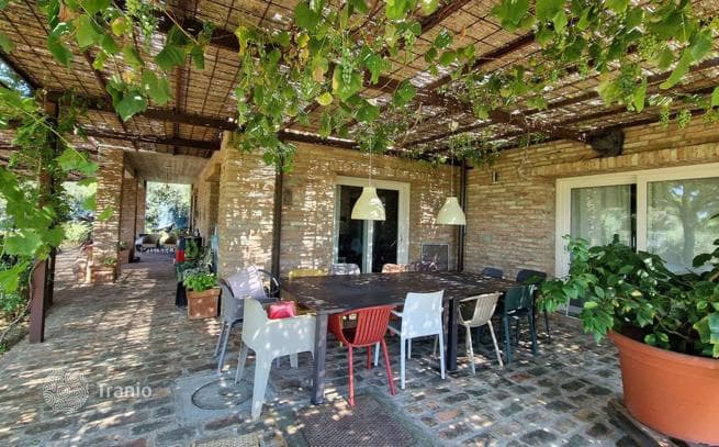4-комнатная вилла 160 м² в Лучиньяно, Италия, фото 3