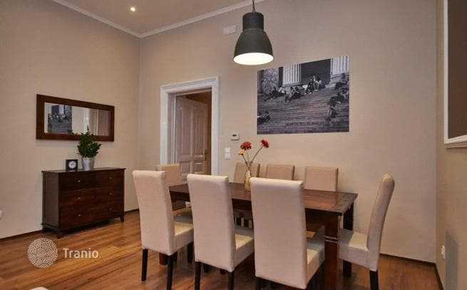 3-комнатная квартира 85 м² в Районе VI (Терезвароше), Венгрия