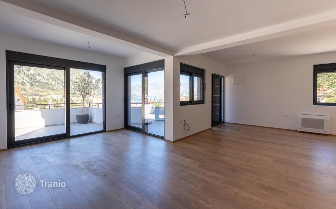 2-комнатный дом в городе 160 м² в городе Котор, Черногория, фото 4