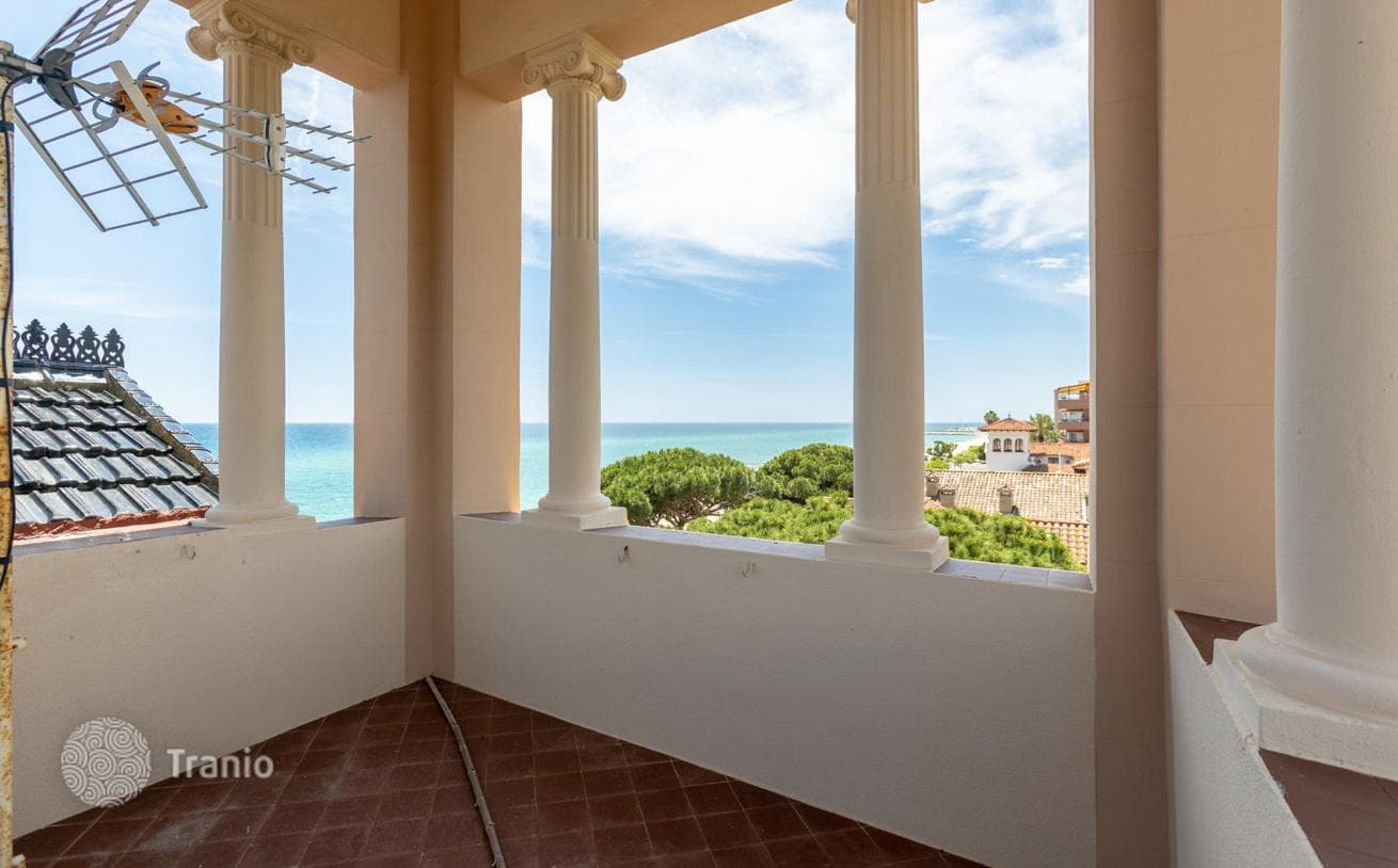 10-комнатный таунхаус 600 м² в Сан-Висенс-де-Монтальт, Испания, фото 3