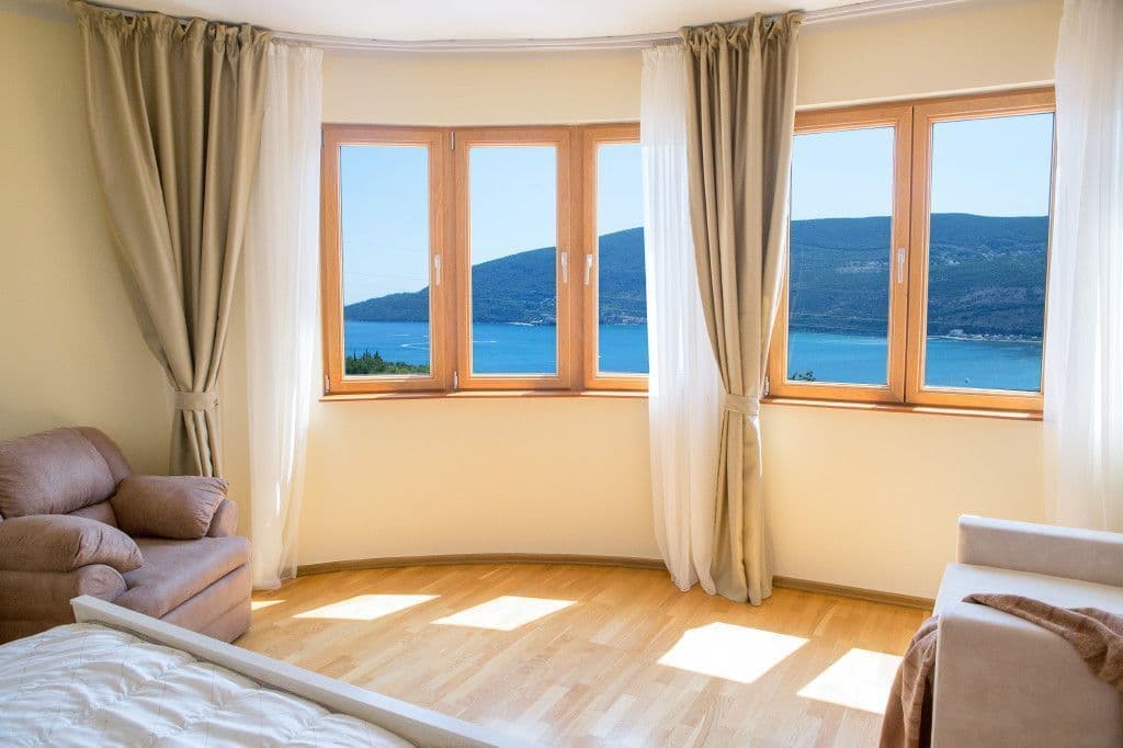 Квартира в Херцег-Нови, Черногория, 105 м2