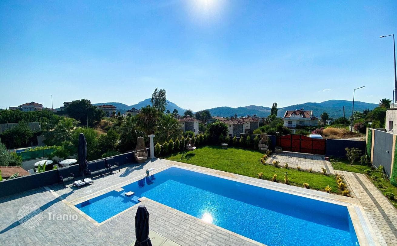 Вилла 4+1 в Фетхие, Олюдениз, на Участке 700 м², фото 4