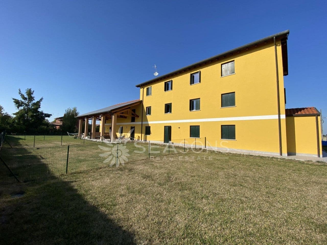 Квартира в Каорле, Италия, 55 м2