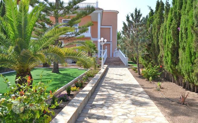 5-комнатный коттедж 460 м² в Кальпе, Испания, фото 4