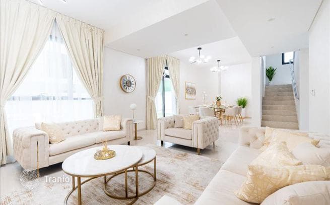 Комплекс таунхаусов Nasma Residences с бассейном, школой и клубом, Шарджа, ОАЭ, фото 2