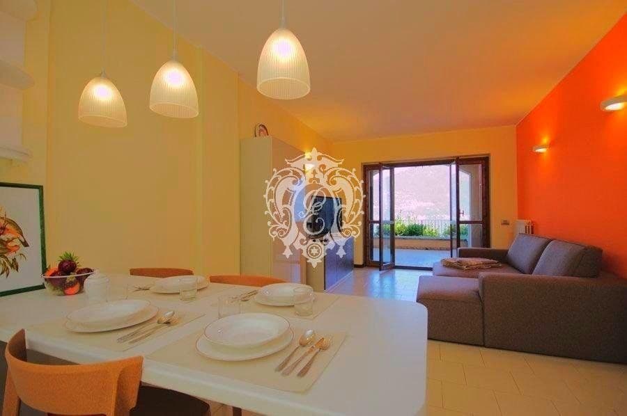 Квартира в Менаджо, Италия, 100 м², фото 2