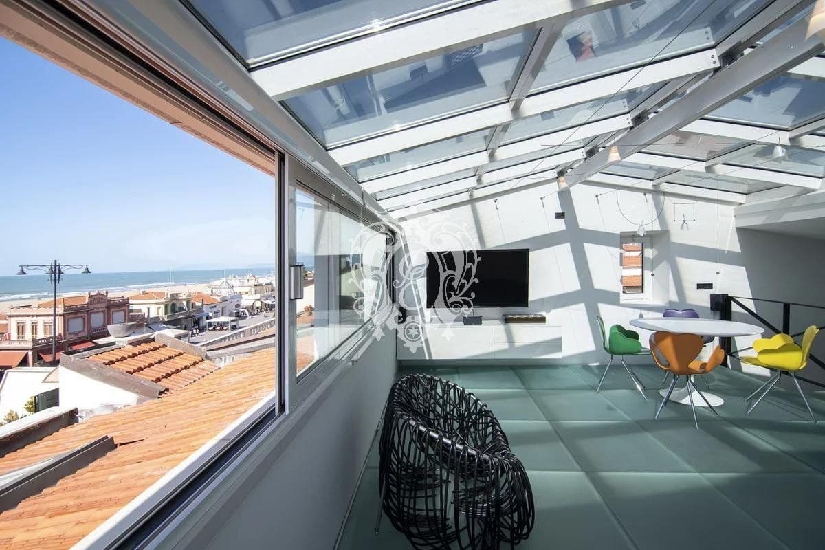 Квартира в Виареджо, Италия, 326 м², фото 2