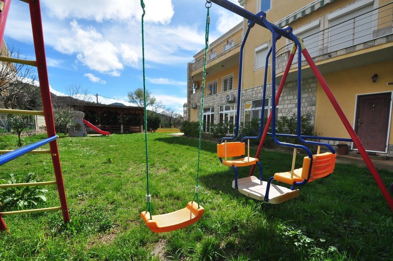 Квартира в Ластве, Черногория, 87 м², фото 2