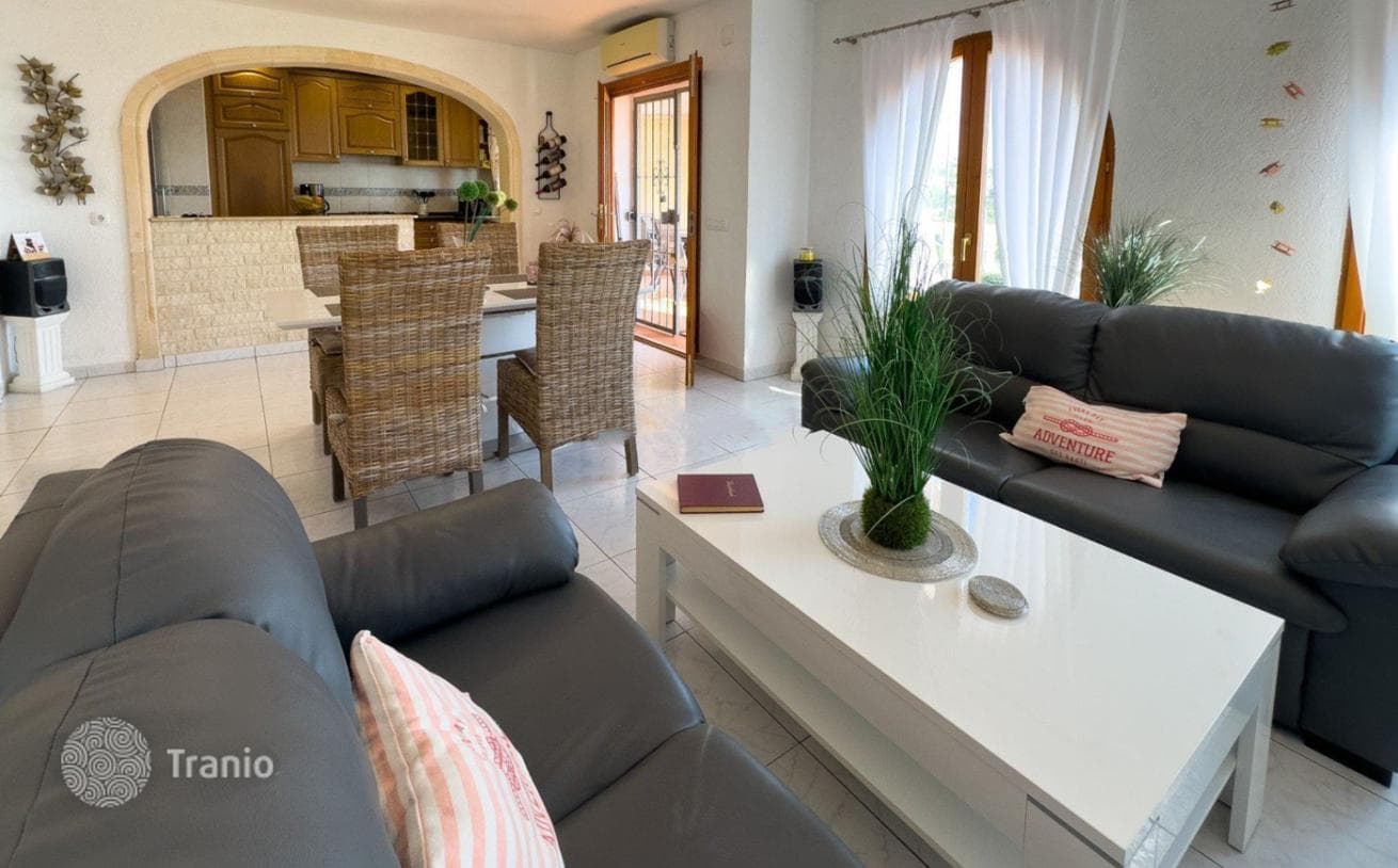 4-комнатный коттедж 265 м² в Кальпе, Испания, фото 3