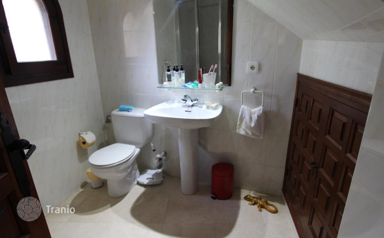 4-комнатный коттедж 326 м² в Кальпе, Испания, фото 3