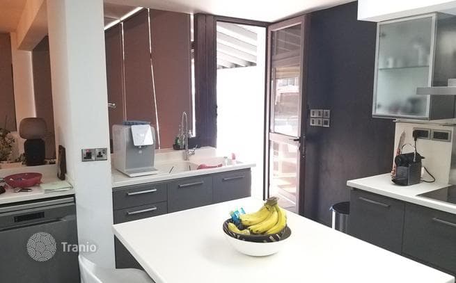 4-комнатный особняк 400 м² в Арадипу, Кипр, фото 3