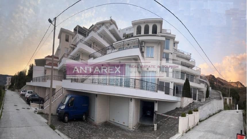 Апартаменты в Херцег-Нови, Черногория, 164.4 м², фото 3