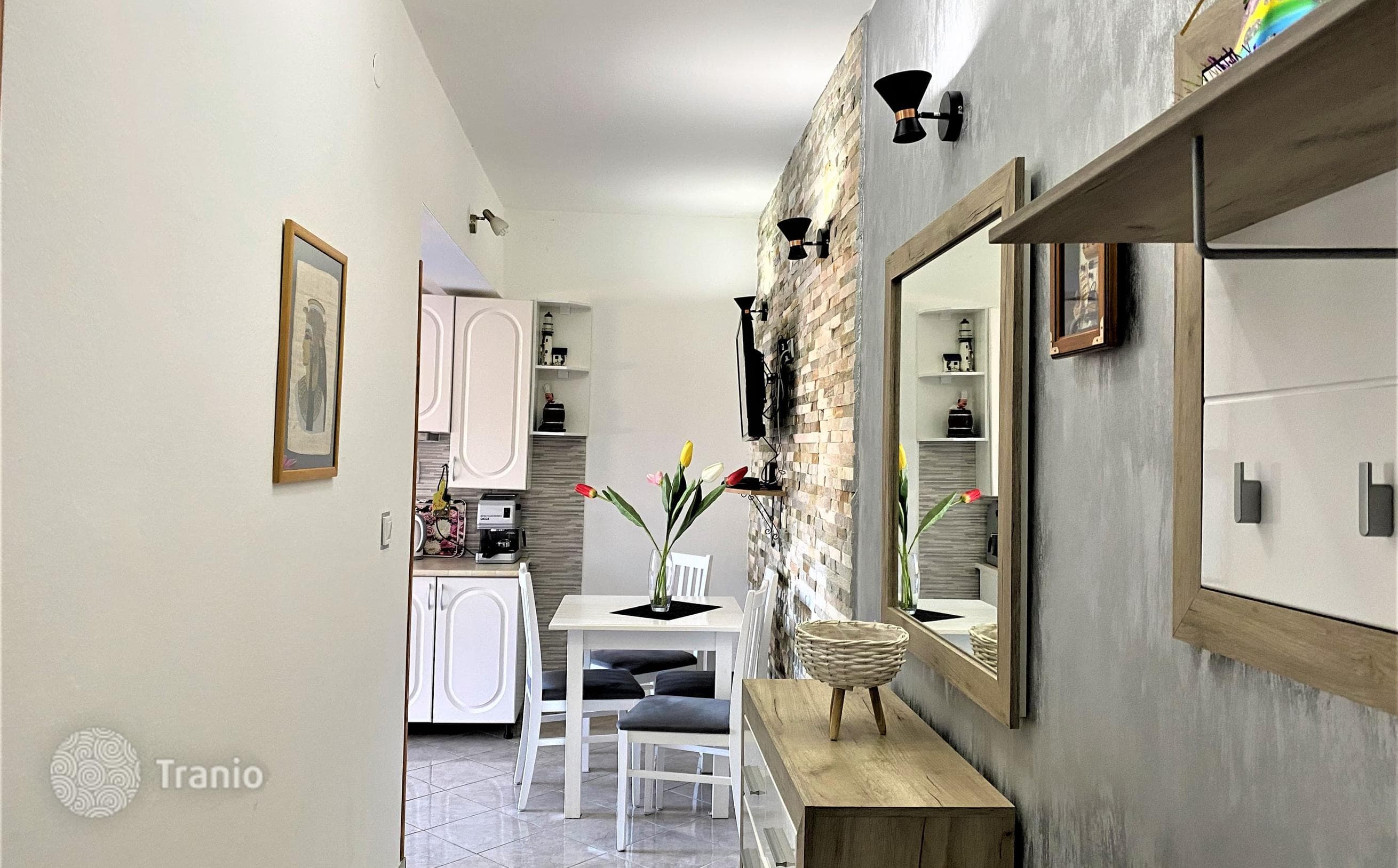 9-комнатная вилла 370 м² в городе Тиват, Черногория, фото 2