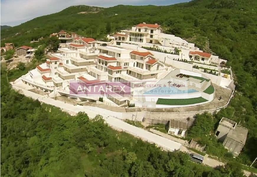 Апартаменты в Херцег-Нови, Черногория, 164.4 м², фото 2