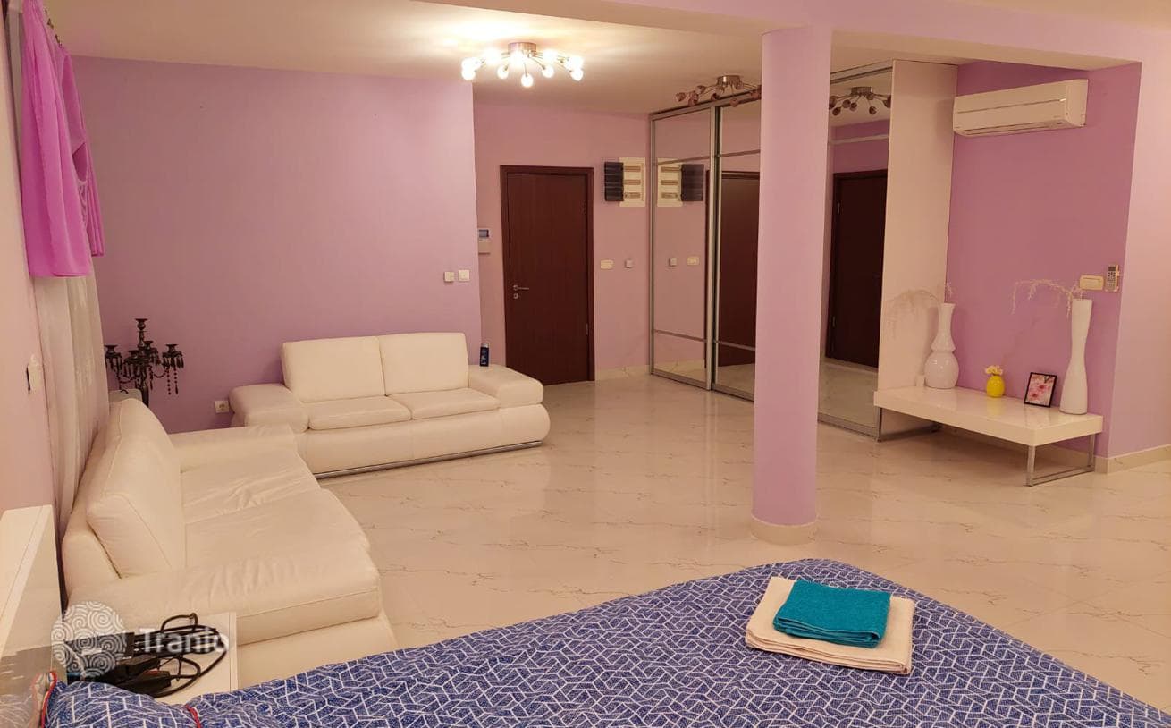 4-комнатный коттедж 250 м² в Каменари, Черногория